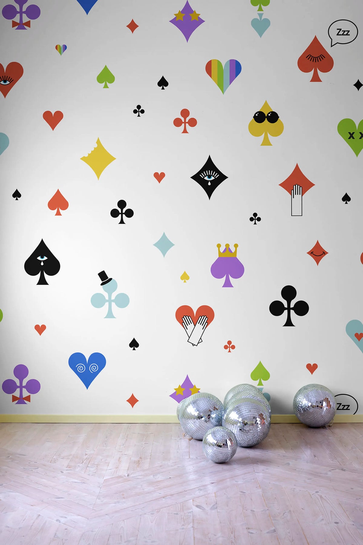 Poker Face, Rainbow Mural Wallpaper - room preview 03
