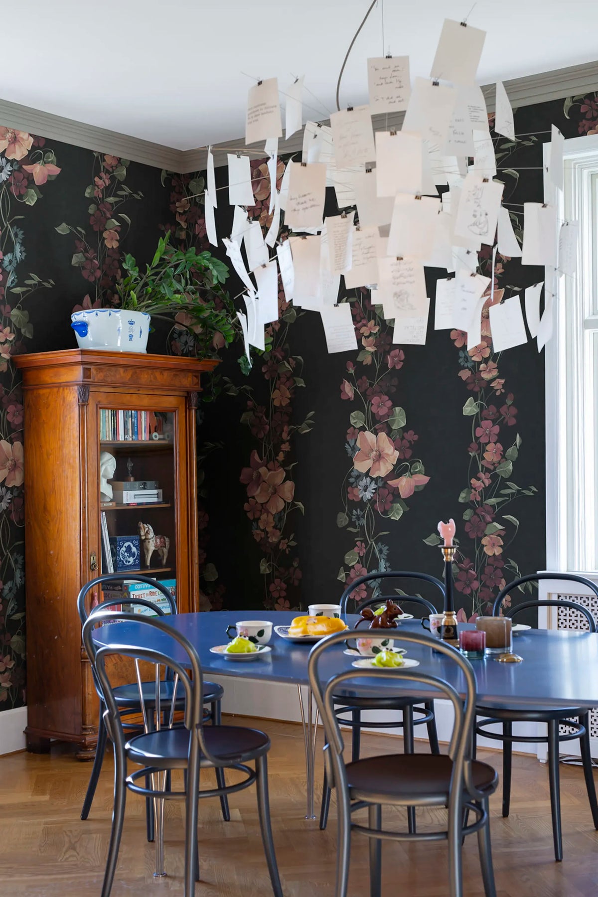Growing Beauty, Peach Mural Wallpaper - room preview 03