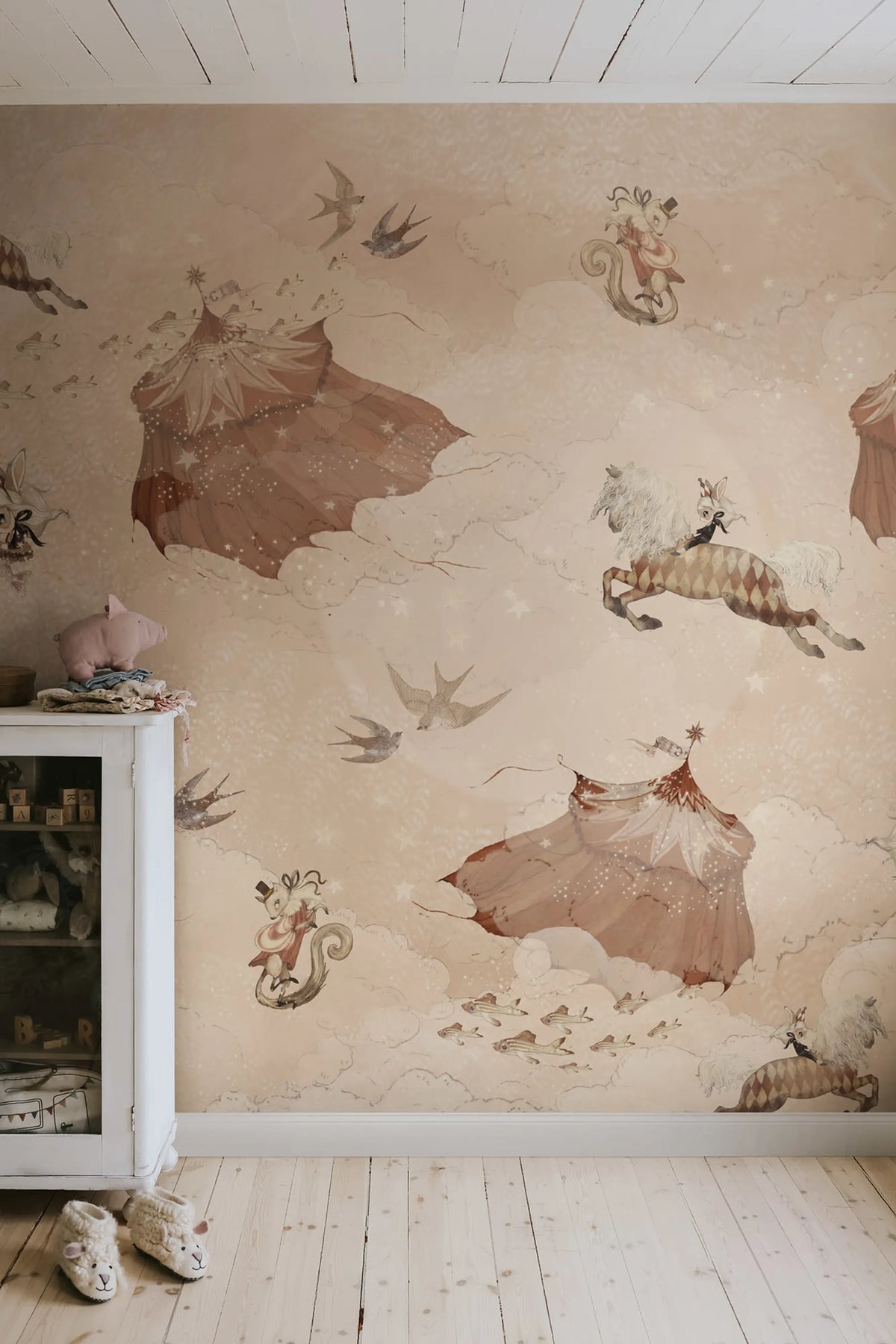 Flying Circus, Misty Pink Mural Wallpaper - room preview 03
