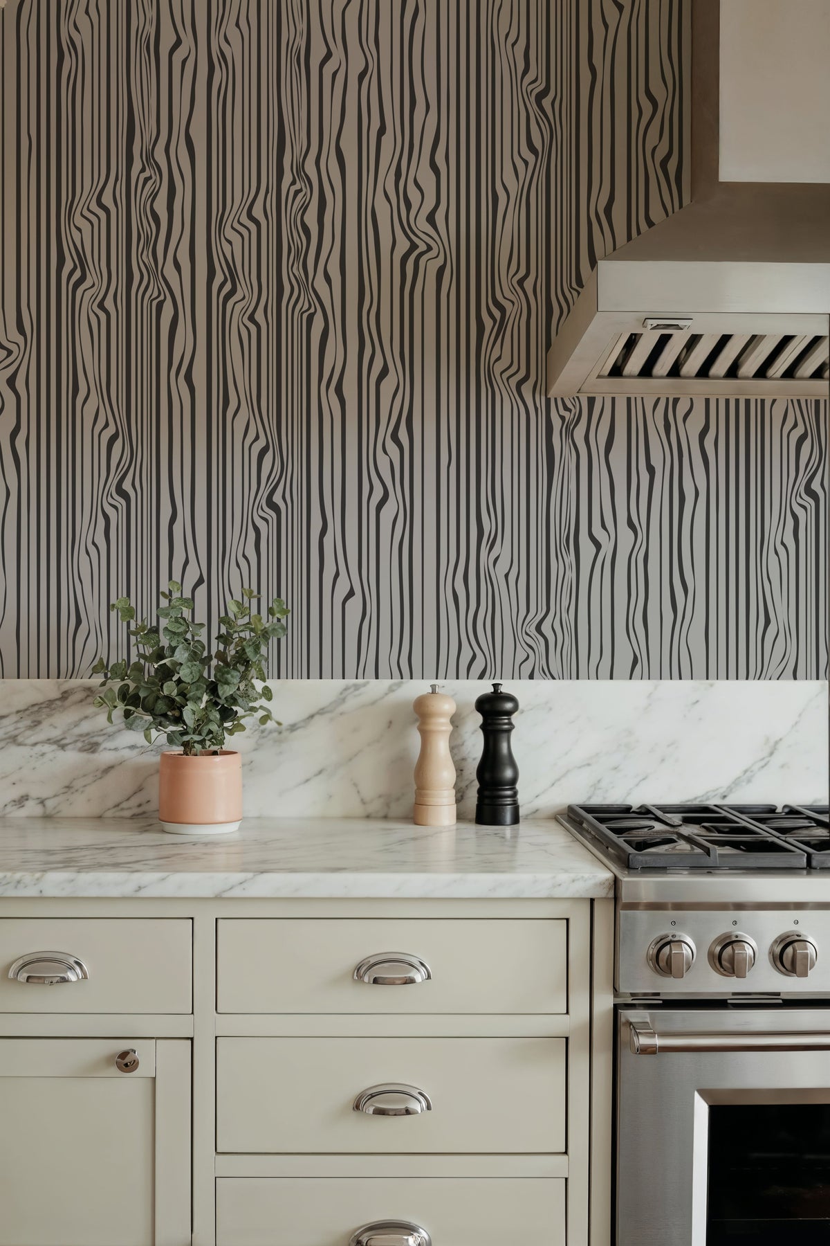 Veneer Lines, Slate Mural Wallpaper - room preview 04
