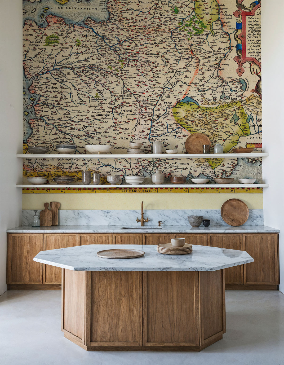 Old Map of France, 1570 Mural Wallpaper - room preview 04