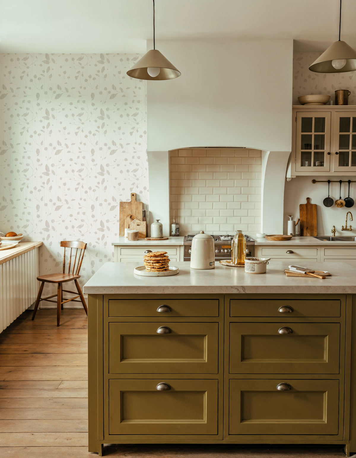 Time to Share Florals White Mural Wallpaper - room preview 04