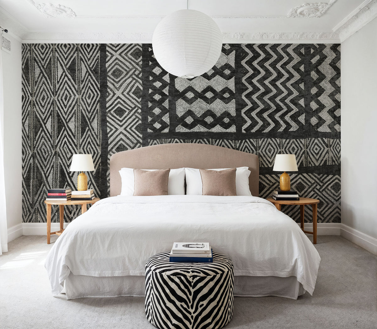 Kuba Abstract BW Mural Wallpaper - room preview 04