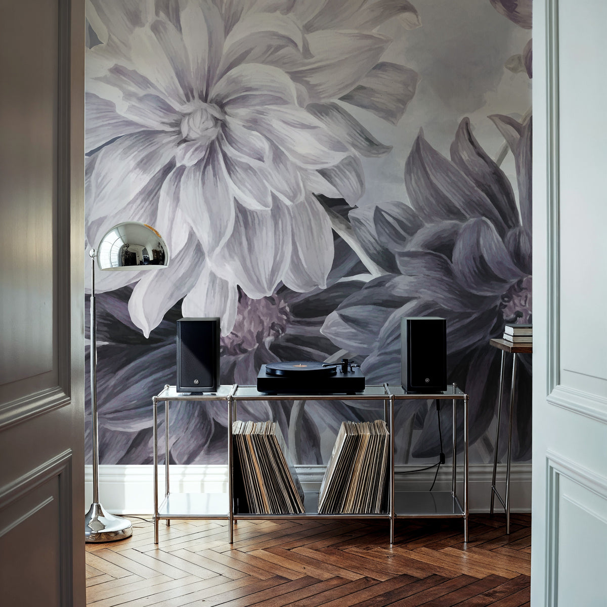 Focus on the Dahlia Gray Mural Wallpaper - room preview 04