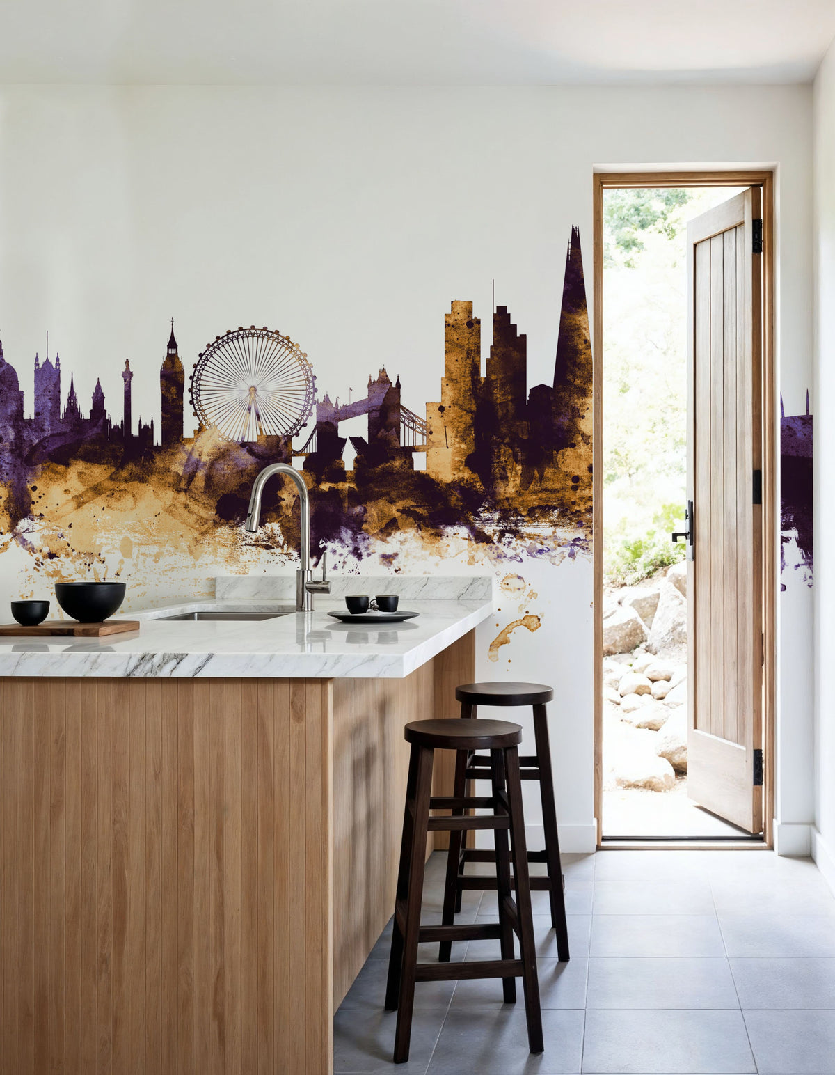 London Skyline Purple & Gold Mural Wallpaper - room preview 04