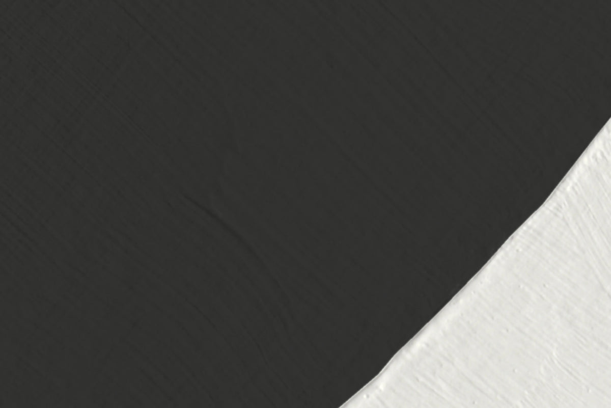 Tremble, Black & White Mural Wallpaper - room preview 04
