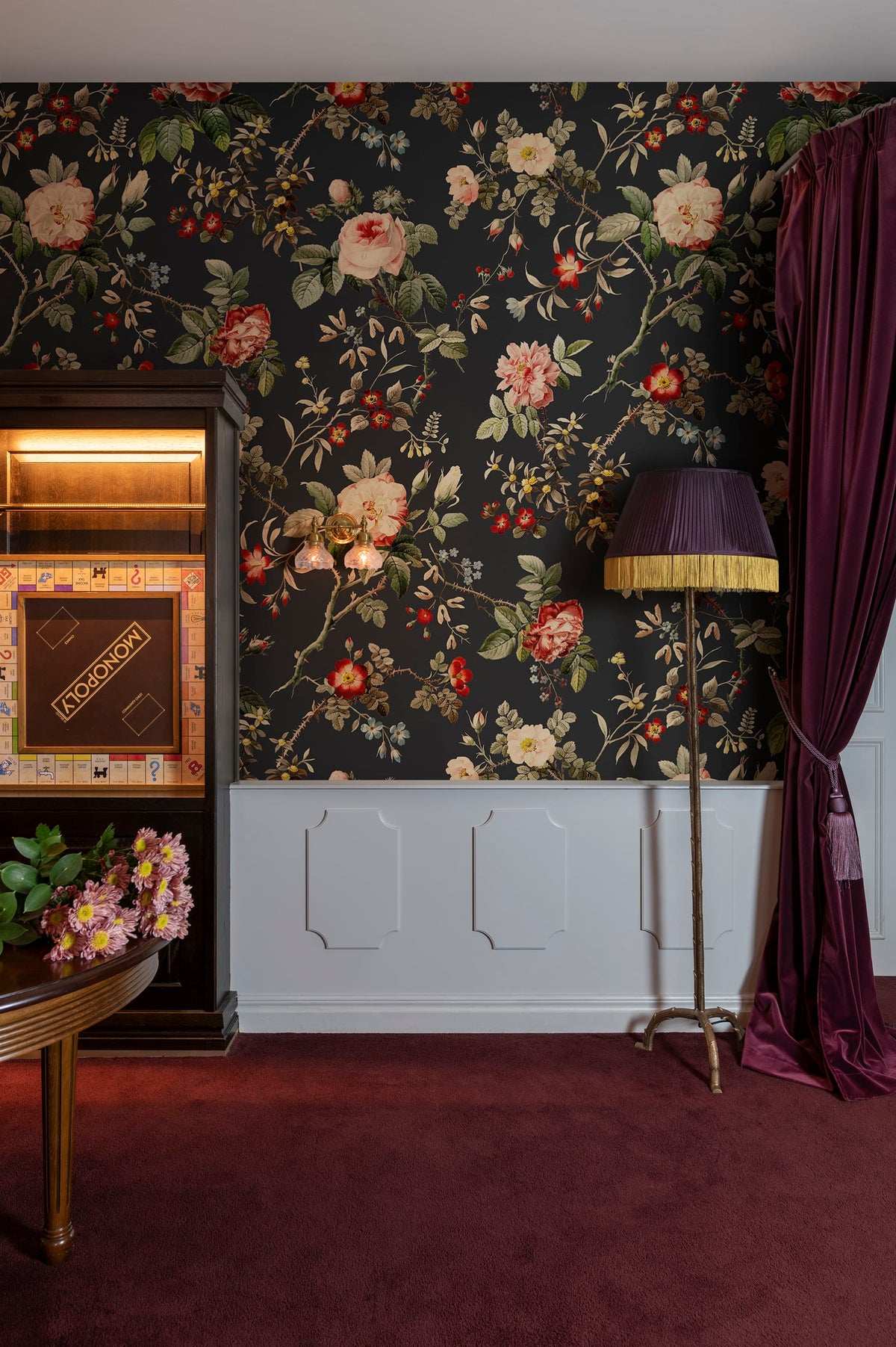 Thorn Rose Mural Wallpaper - room preview 04