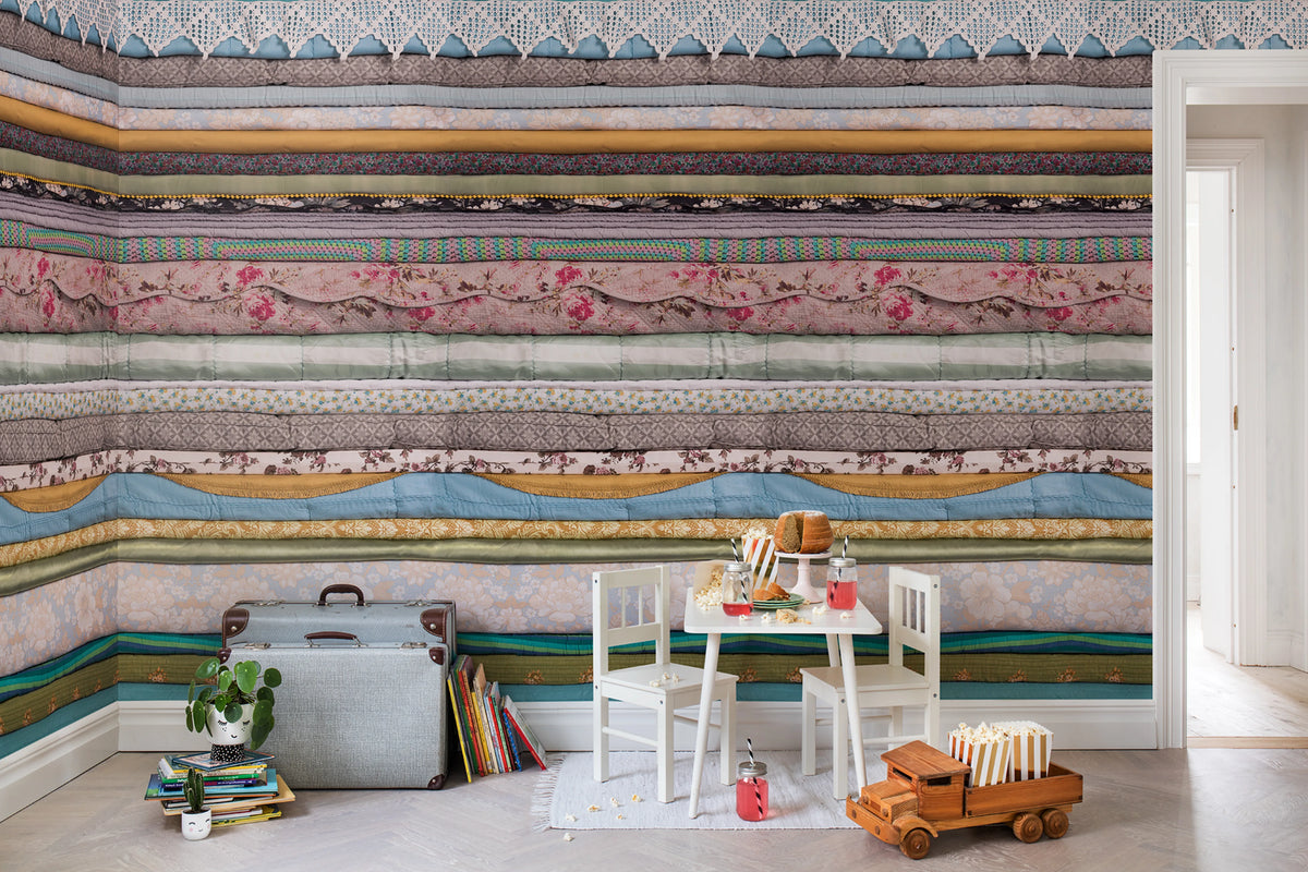 Her Royal Slumber Mural Wallpaper - room preview 04