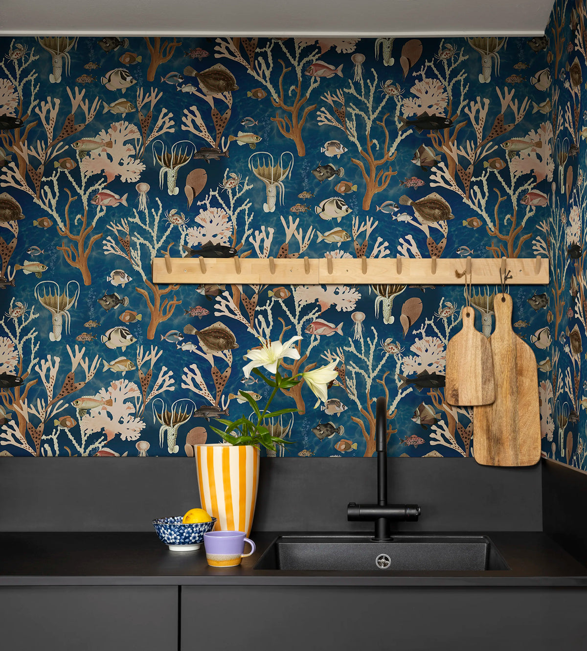 Aquarium, Ocean Mural Wallpaper - room preview 04