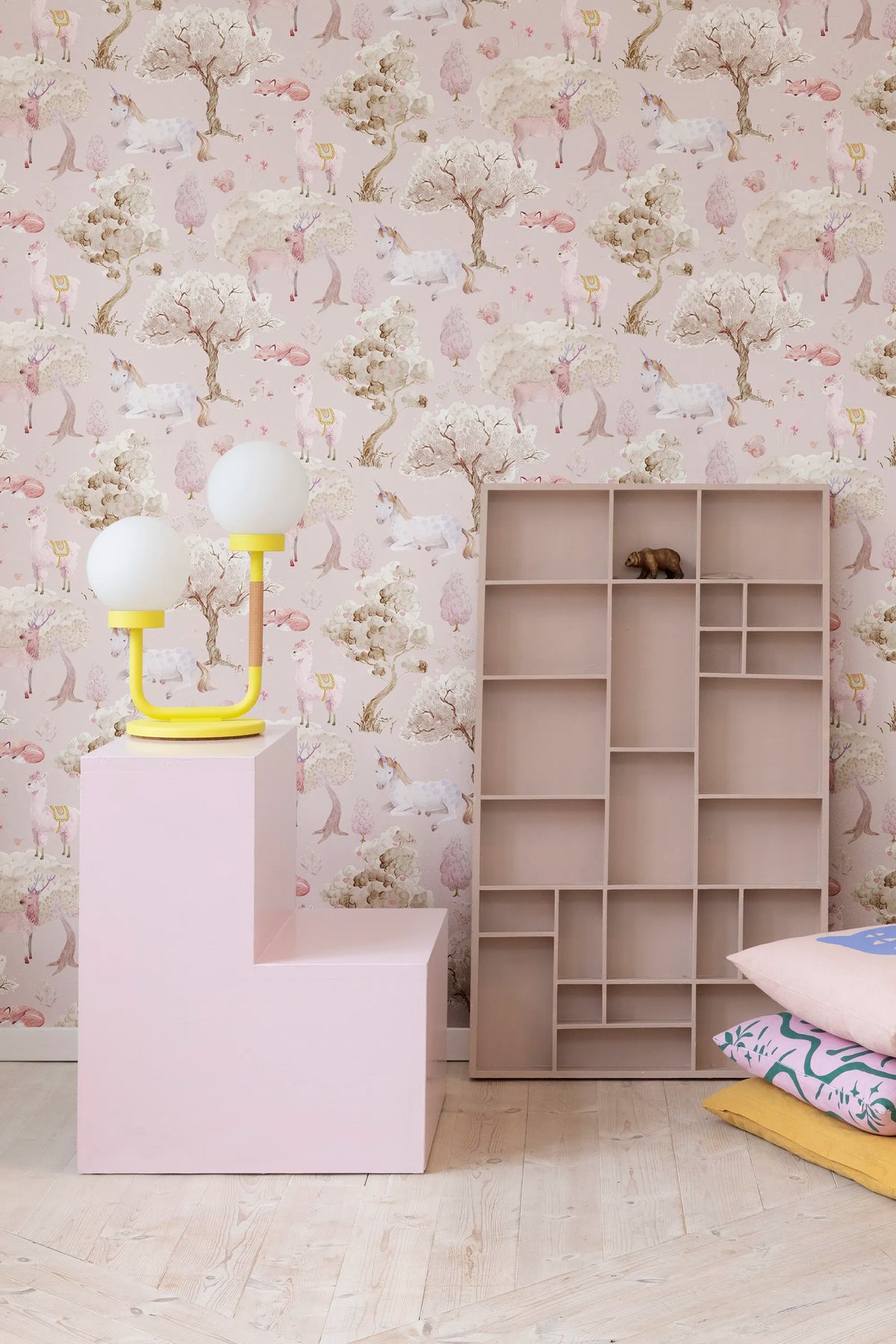 Dreamland, Bubblegum Mural Wallpaper - room preview 04