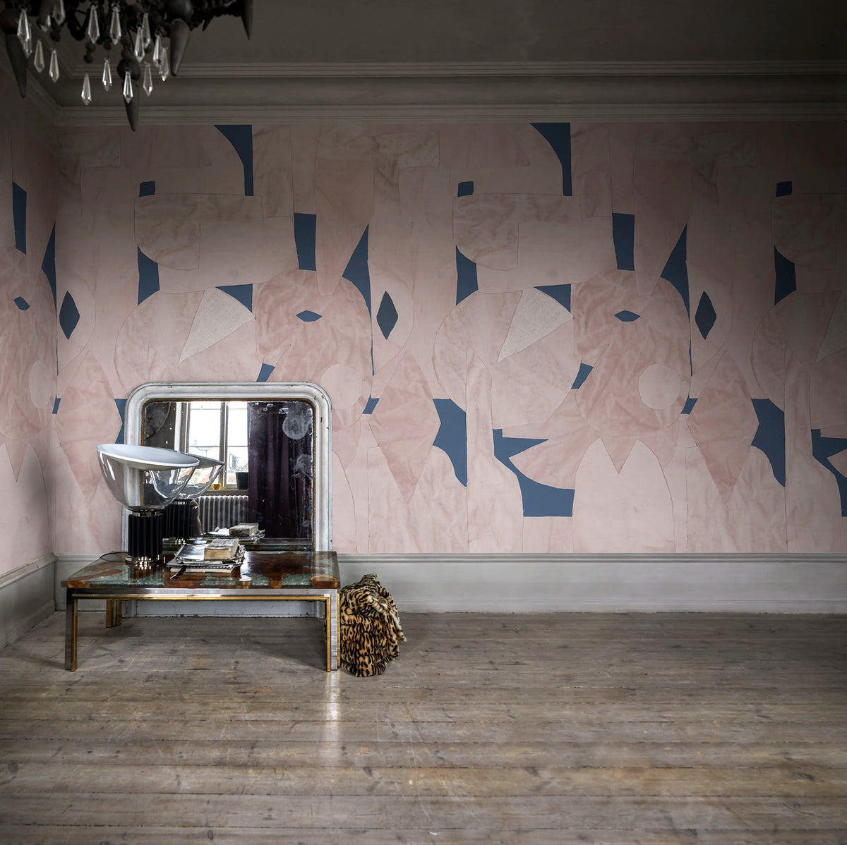 Bruno, Pink Mural Wallpaper - room preview 04