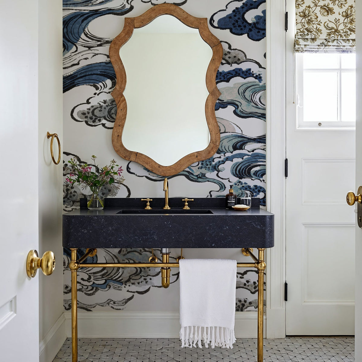 Ukiyo-e Clouds, Blues Mural Wallpaper - room preview 05
