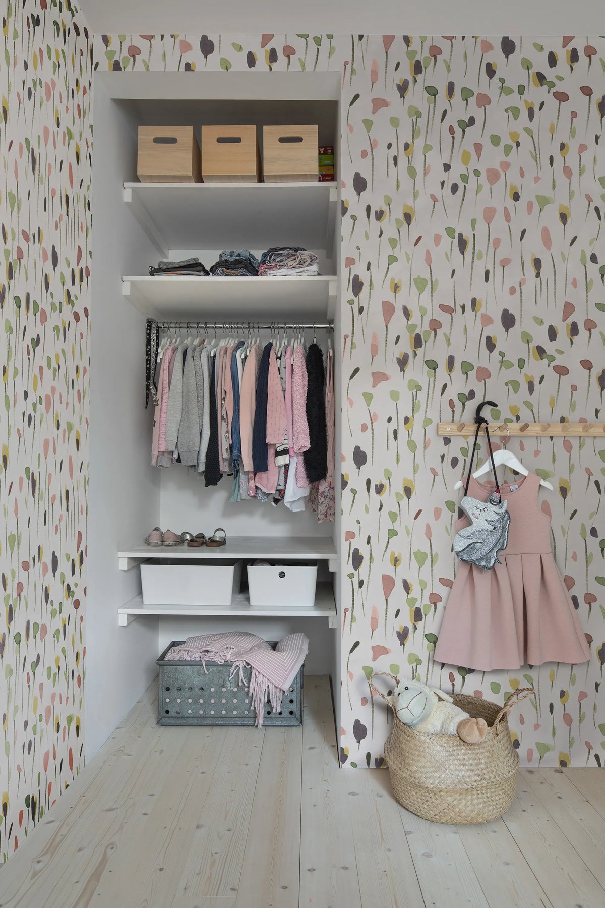 Similarities Mural Wallpaper - room preview 05