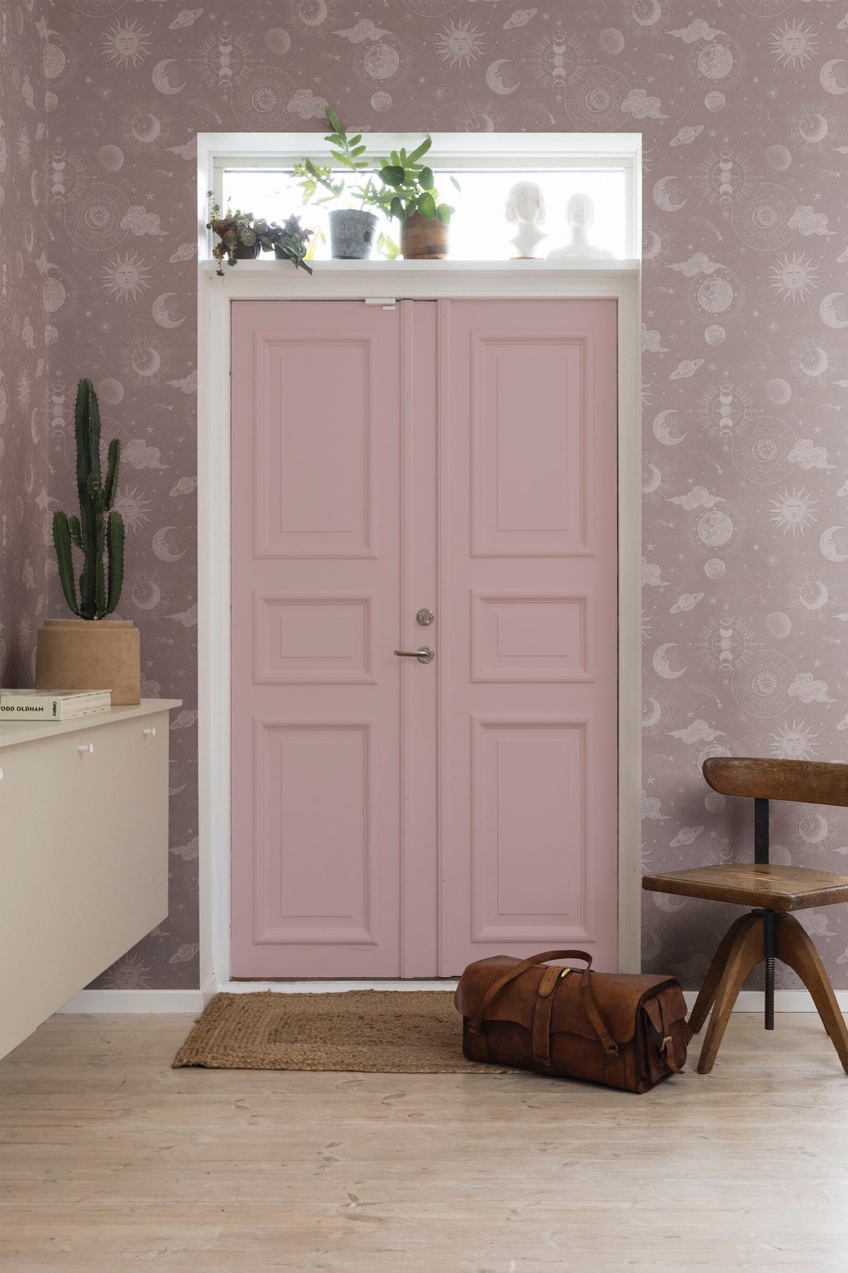 Planetarium, Pink Mural Wallpaper - room preview 05
