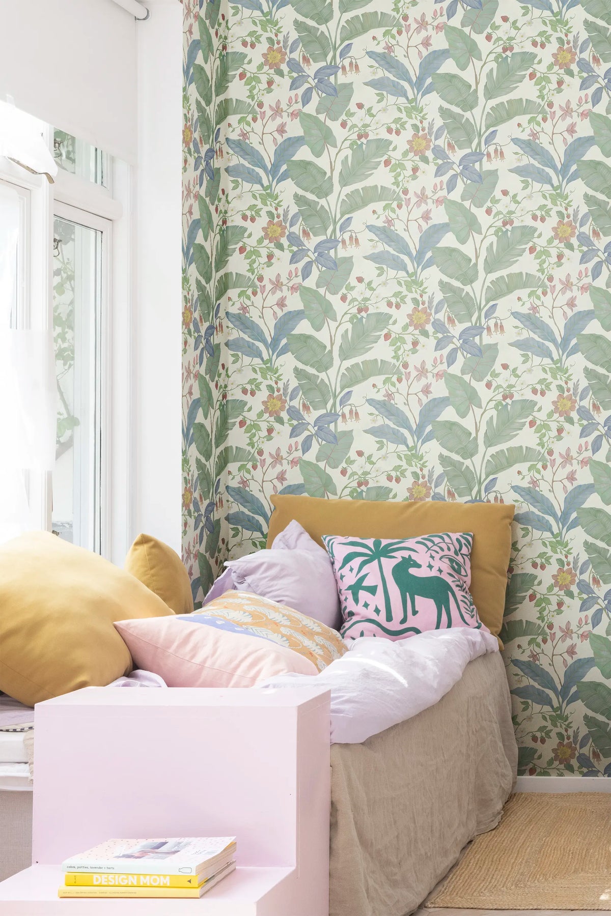 Strawberry Lane, Ivory Mural Wallpaper - room preview 05