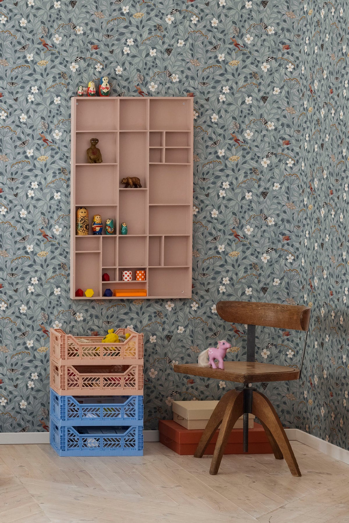 Pixie Shore, Sky Mural Wallpaper - room preview 05