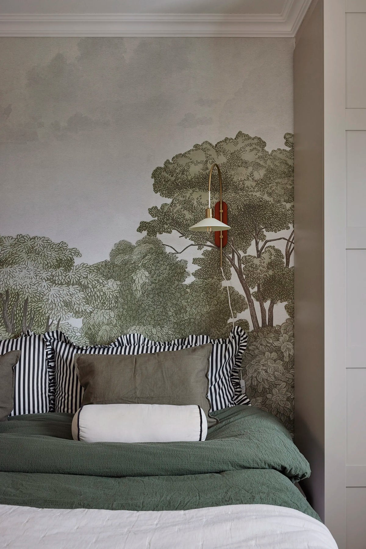 Bellewood Clouds, Green Vintage Mural Wallpaper - room preview 05