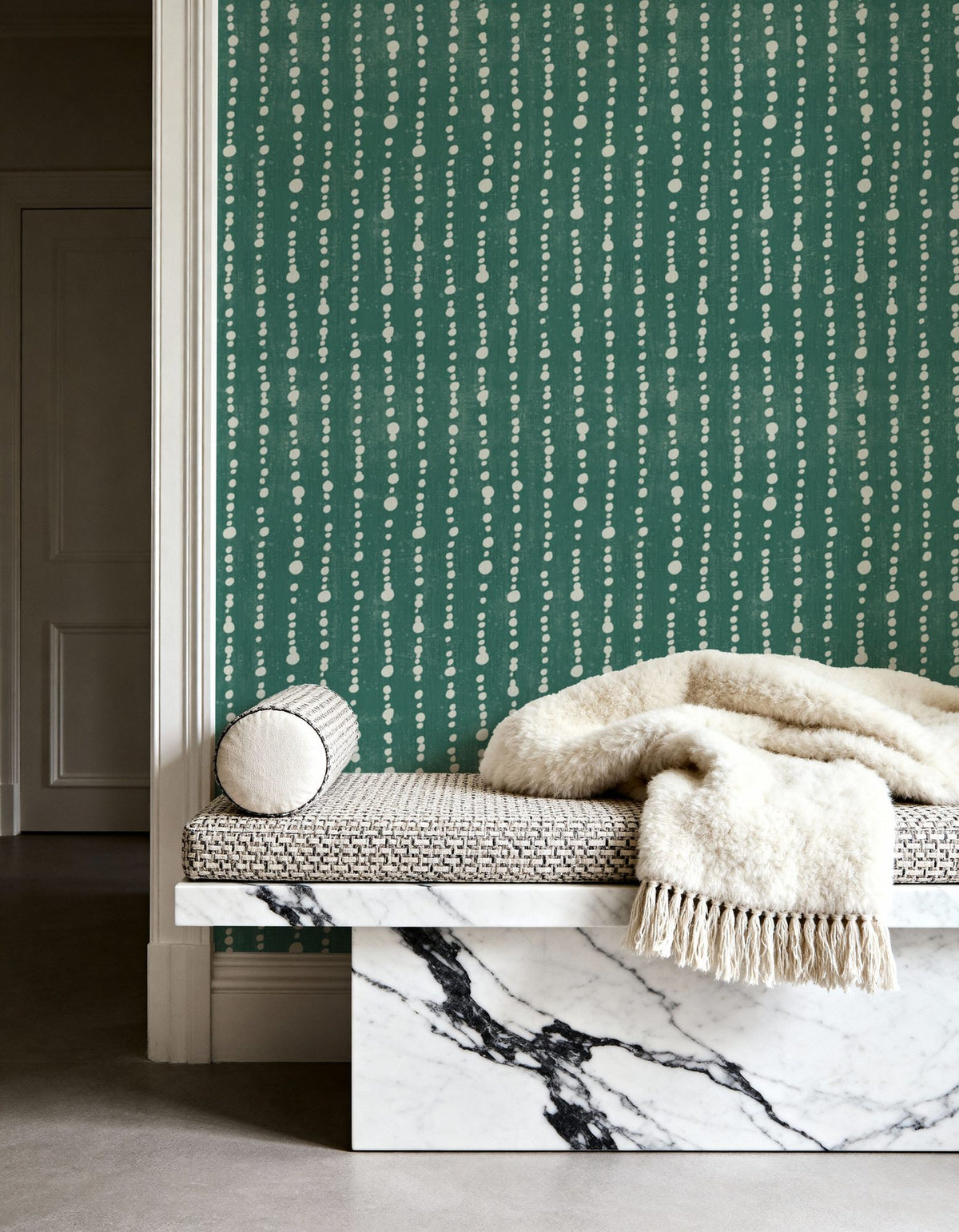 Woodland Drops Tropical Green Mural Wallpaper - room preview 06