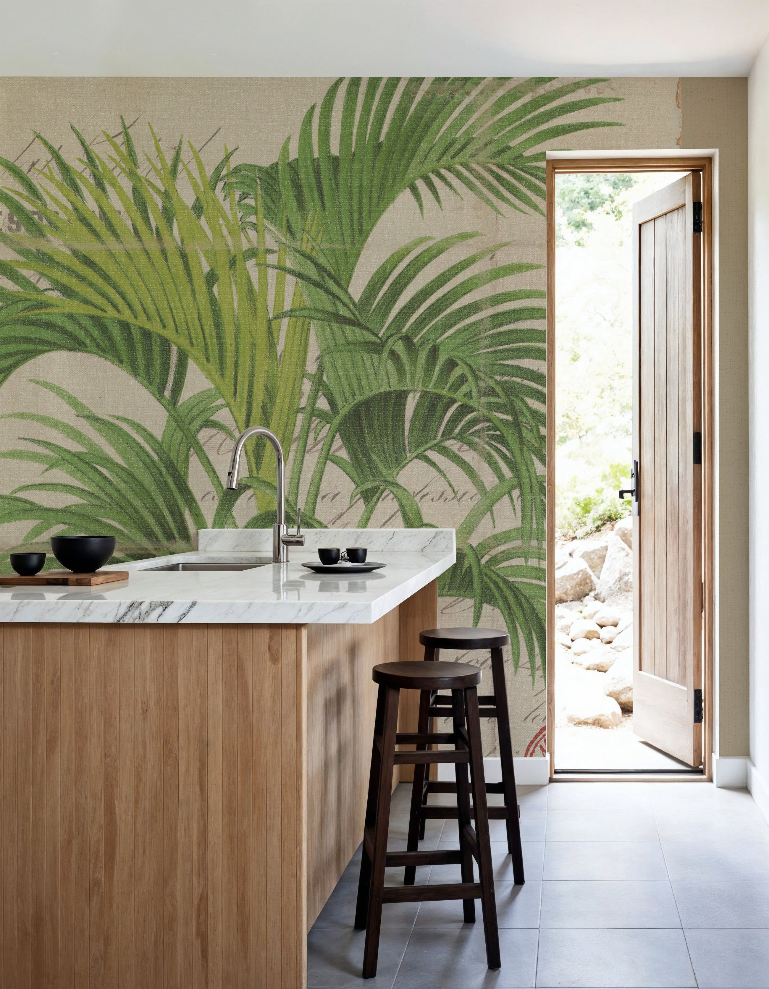 Alee De Palmiers Mural Wallpaper