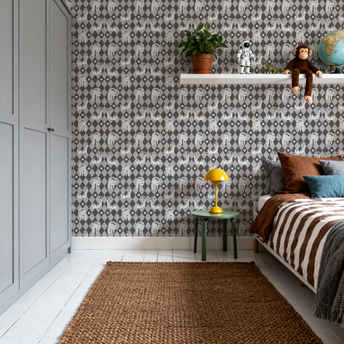 Harlequin Kittens, Shadow Mural Wallpaper - room preview 06