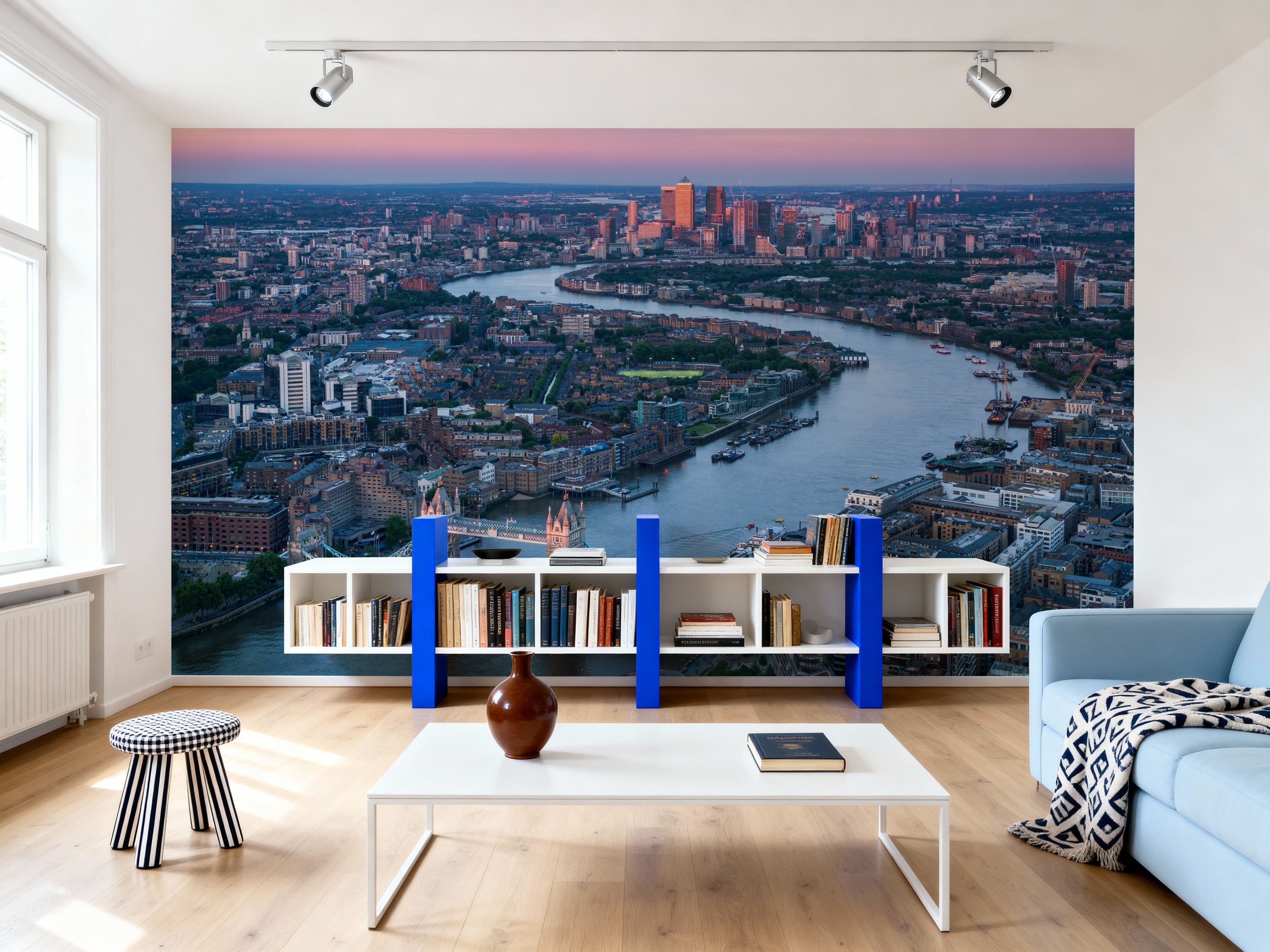 London Inbound Mural Wallpaper